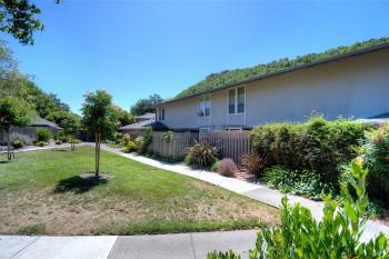 242 Roundtree Way, San Rafael #4